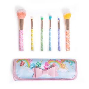 🆕Care Bears 6-Piece Pastel Dreamland Brush Set